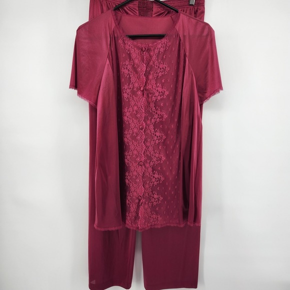 Vanity Fair Other - VTG Women's Burgundy Lace Trim Short Sleeve Button Down Pajama‎ Set Classy Sexy